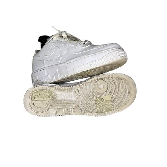 Womens Nike Air Force 1 Pixel 'Triple White' Sneakers Size 9 - Picture 5 of 6